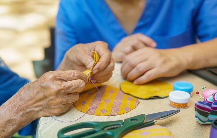 elderly patients doing crafts linked to Lynne and Lynsay's story