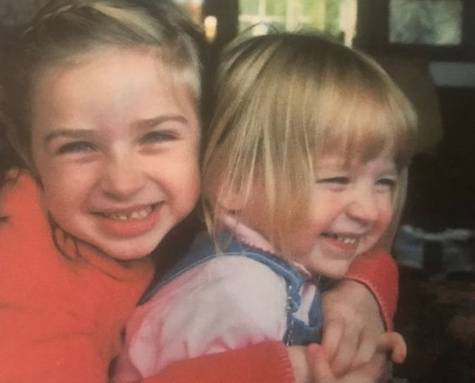 Sisters, Anna and Ella Hudson