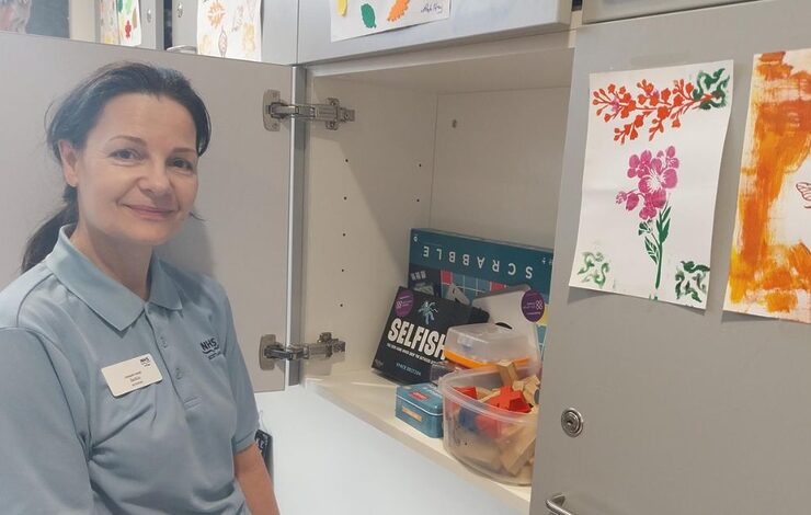 board games at canaan ward, royal edinburgh hospital