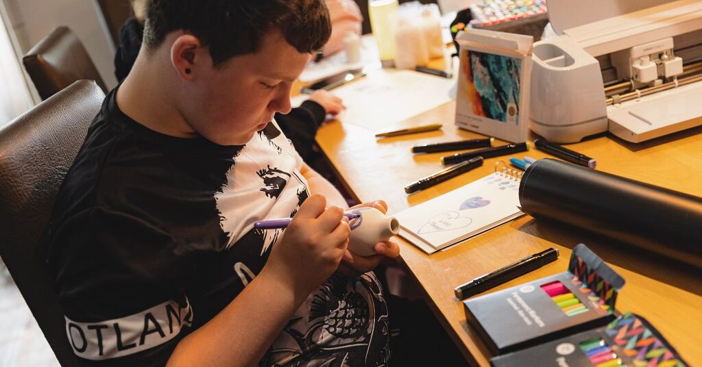 Craft Activities - Peer support weekend with Teenage Cancer Trust at Crieff Hydro